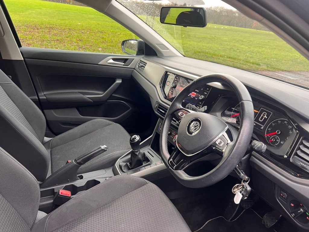Used Volkswagen Polo 2019 for sale - 76820567: Photo 2