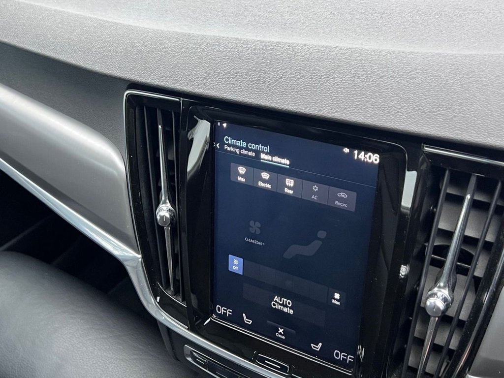 Used Volvo S90 2018 for sale - 77666932: Photo 18
