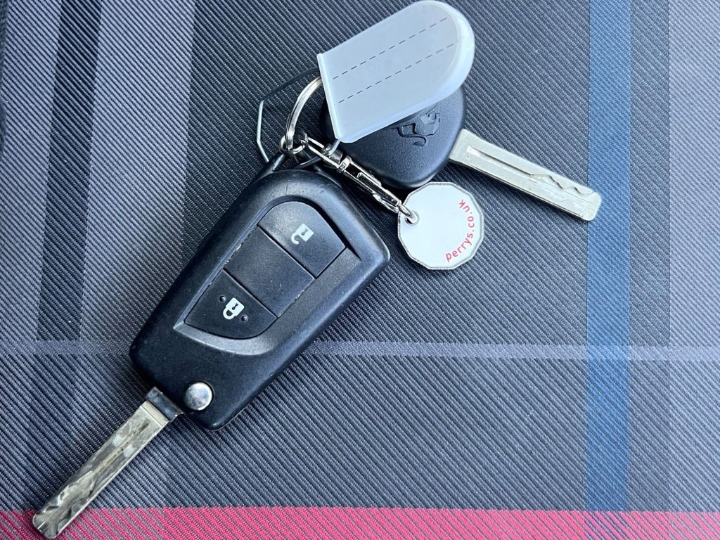 Used Peugeot 108 2015 for sale - 78110147: Photo 21