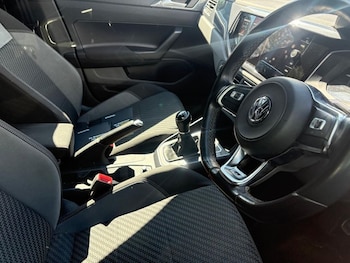 Used Volkswagen Polo 2020 for sale - 78637848: Photo