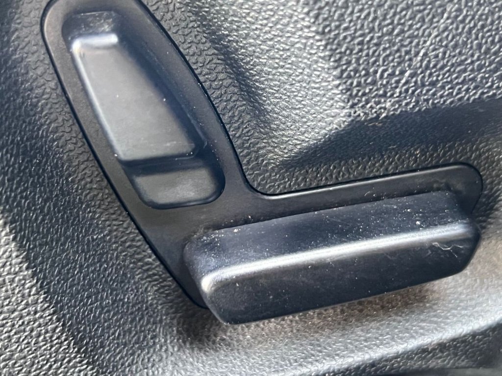 Used Mercedes-Benz CLS 2008 for sale - 78029719: Photo 19