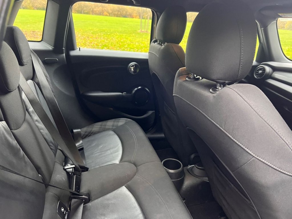 Used MINI Hatch 2018 for sale - 76454174: Photo 13