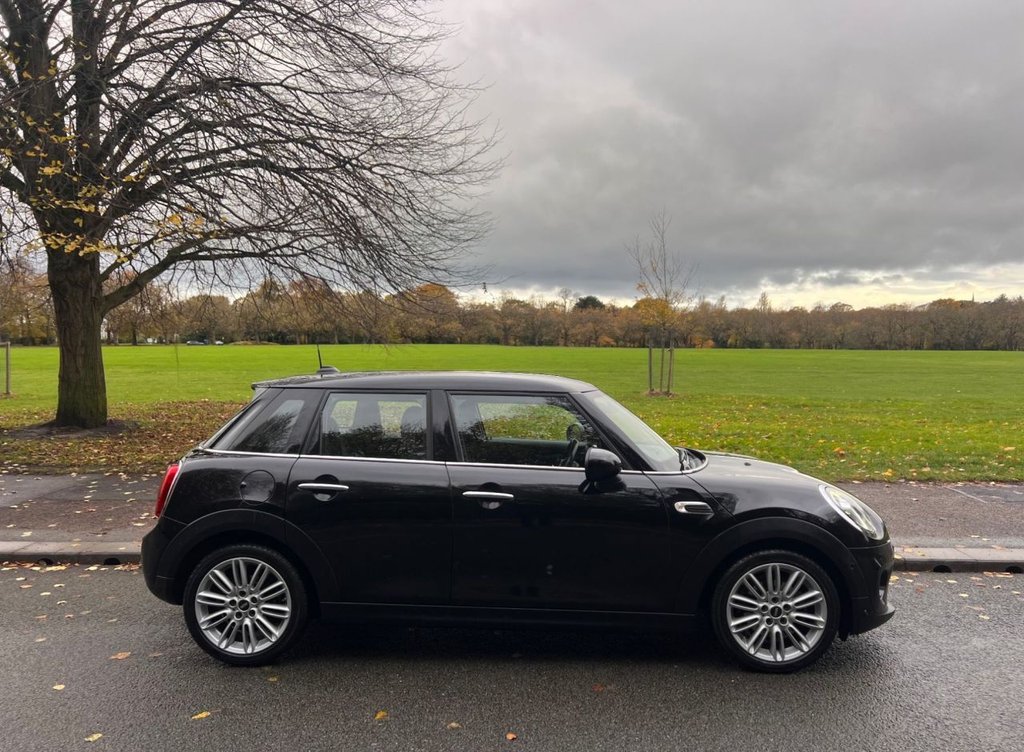 Used MINI Hatch 2018 for sale - 76454174: Photo 5