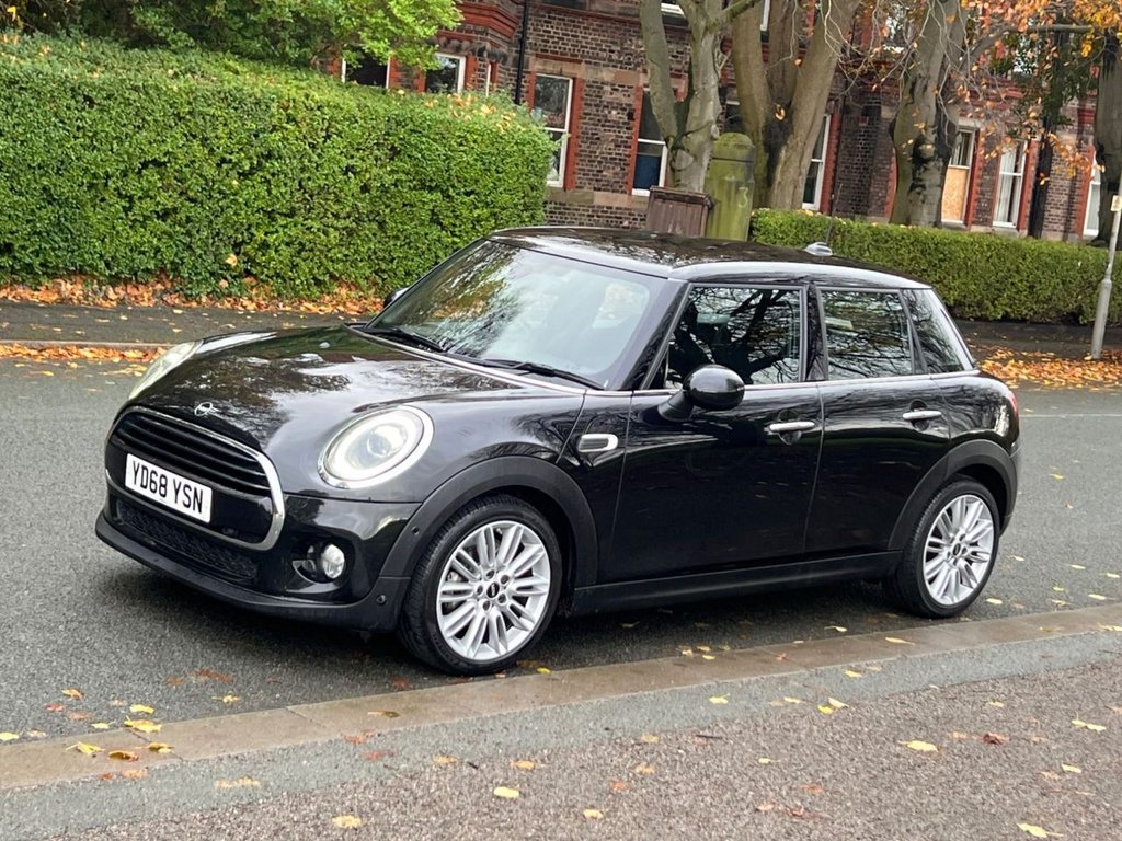 Used MINI Hatch 2018 for sale - 76454174: Photo 8