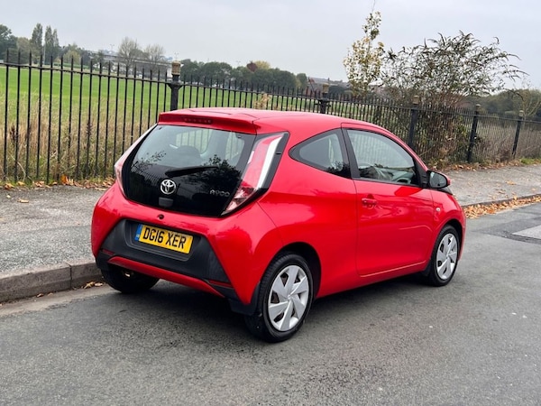 Used Toyota AYGO 2016 for sale - 76279634: Photo 6