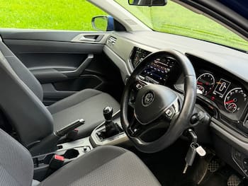 Used Volkswagen Polo 2019 for sale - 79856362: Photo
