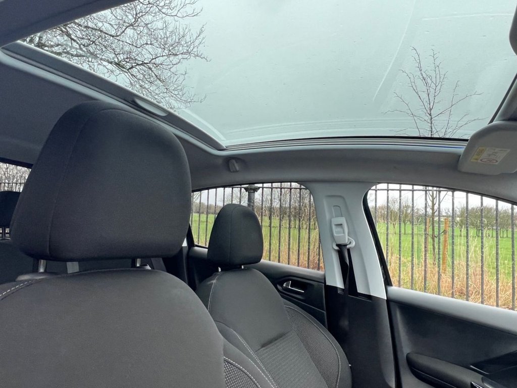 Used Peugeot 208 2018 for sale - 77546988: Photo 19