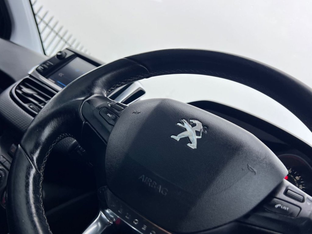 Used Peugeot 208 2018 for sale - 77546988: Photo 25