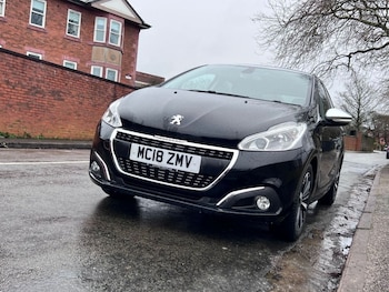 Used Peugeot 208 2018 for sale - 77546988: Photo