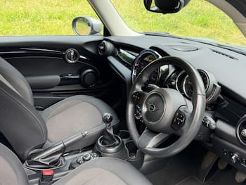 Used MINI Hatch 2022 for sale - 79628791: Photo