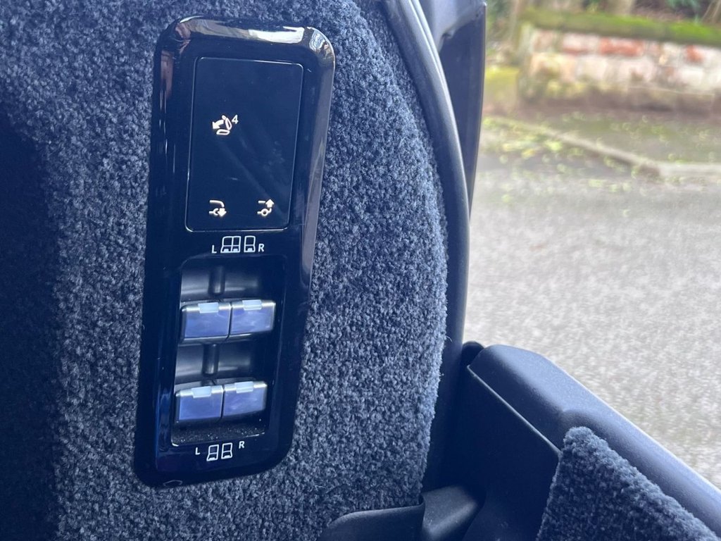 Used Land Rover Range Rover 2023 for sale - 77557725: Photo 16