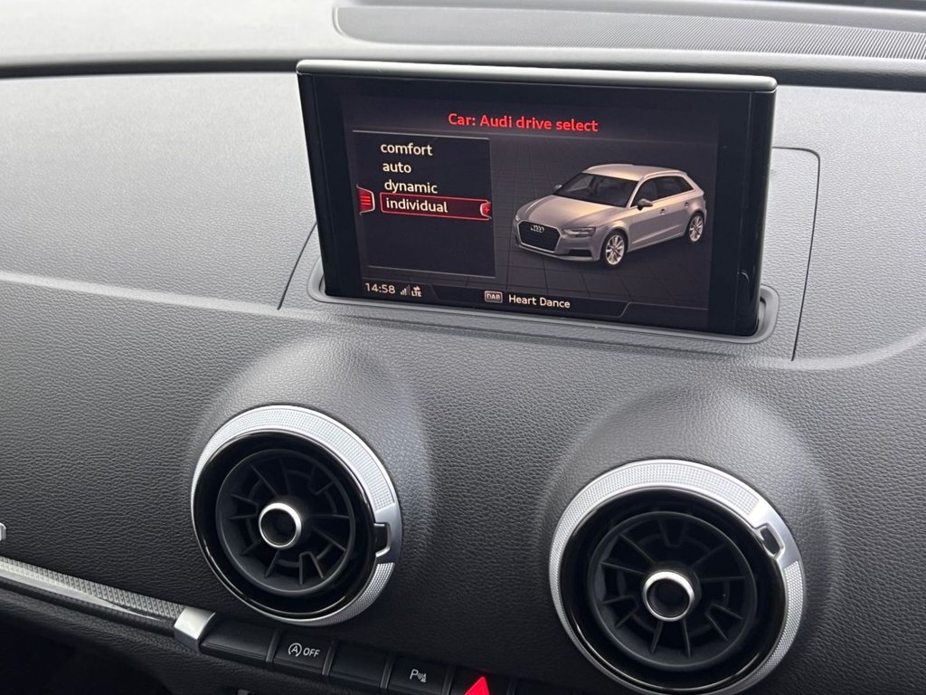 Used Audi RS3 2017 for sale - 76386231: Photo 25