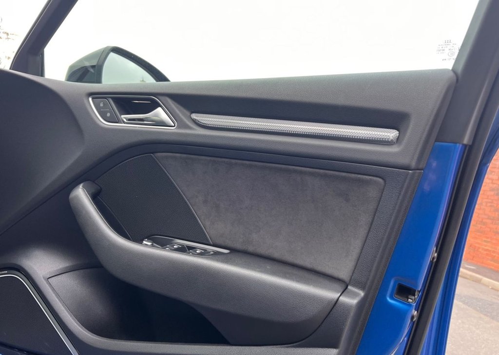 Used Audi RS3 2017 for sale - 76386231: Photo 32