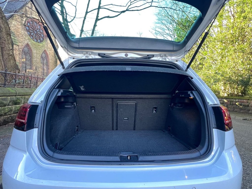 Used Volkswagen Golf 2017 for sale - 77356777: Photo 12