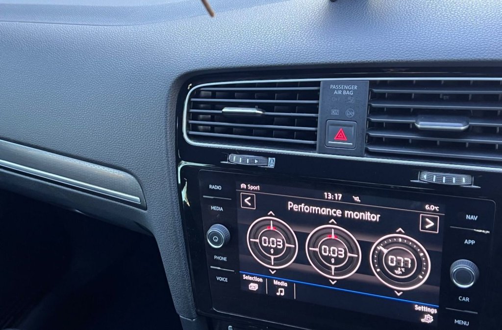 Used Volkswagen Golf 2017 for sale - 77356777: Photo 18