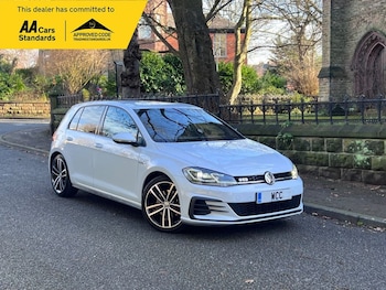 Used Volkswagen Golf 2017 for sale - 77356777: Photo
