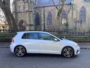 Used Volkswagen Golf 2017 for sale - 77356777: Photo