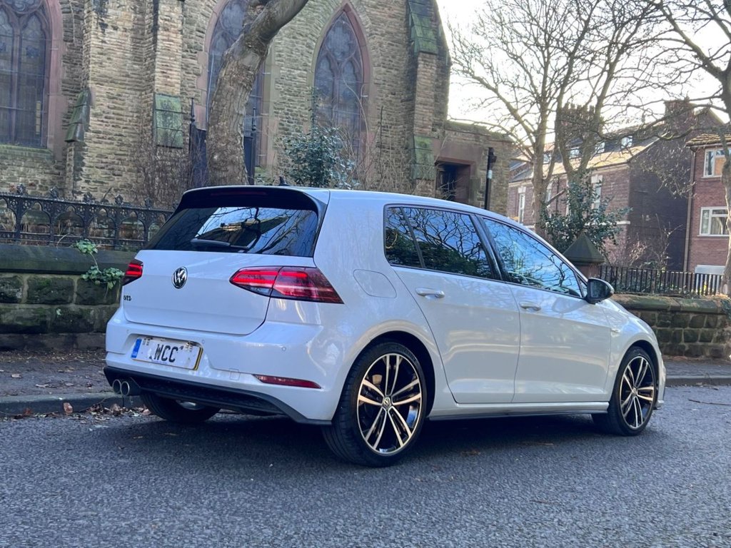 Used Volkswagen Golf 2017 for sale - 77356777: Photo 5