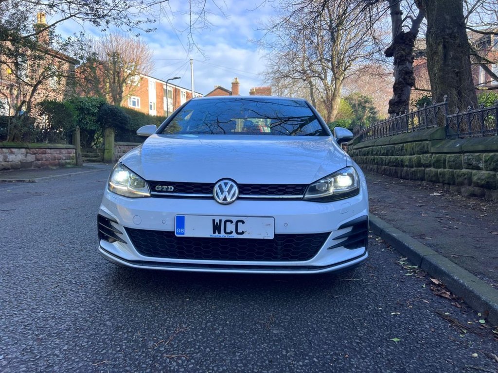 Used Volkswagen Golf 2017 for sale - 77356777: Photo 8