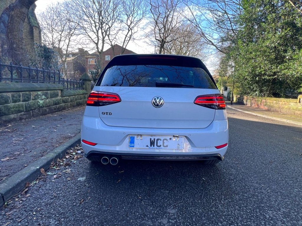 Used Volkswagen Golf 2017 for sale - 77356777: Photo 9