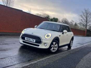 Used MINI Hatch 2019 for sale - 74592126: Photo