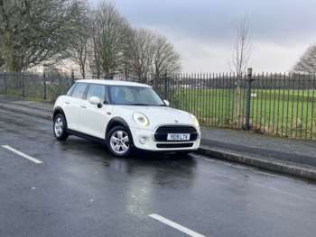 Used MINI Hatch 2019 for sale - 74592126: Photo