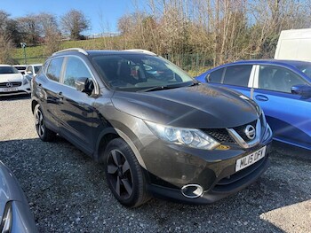Used Nissan Qashqai 2015 for sale - 77748272: Photo