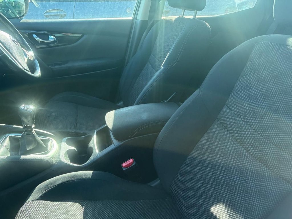 Used Nissan Qashqai 2015 for sale - 77748272: Photo 6