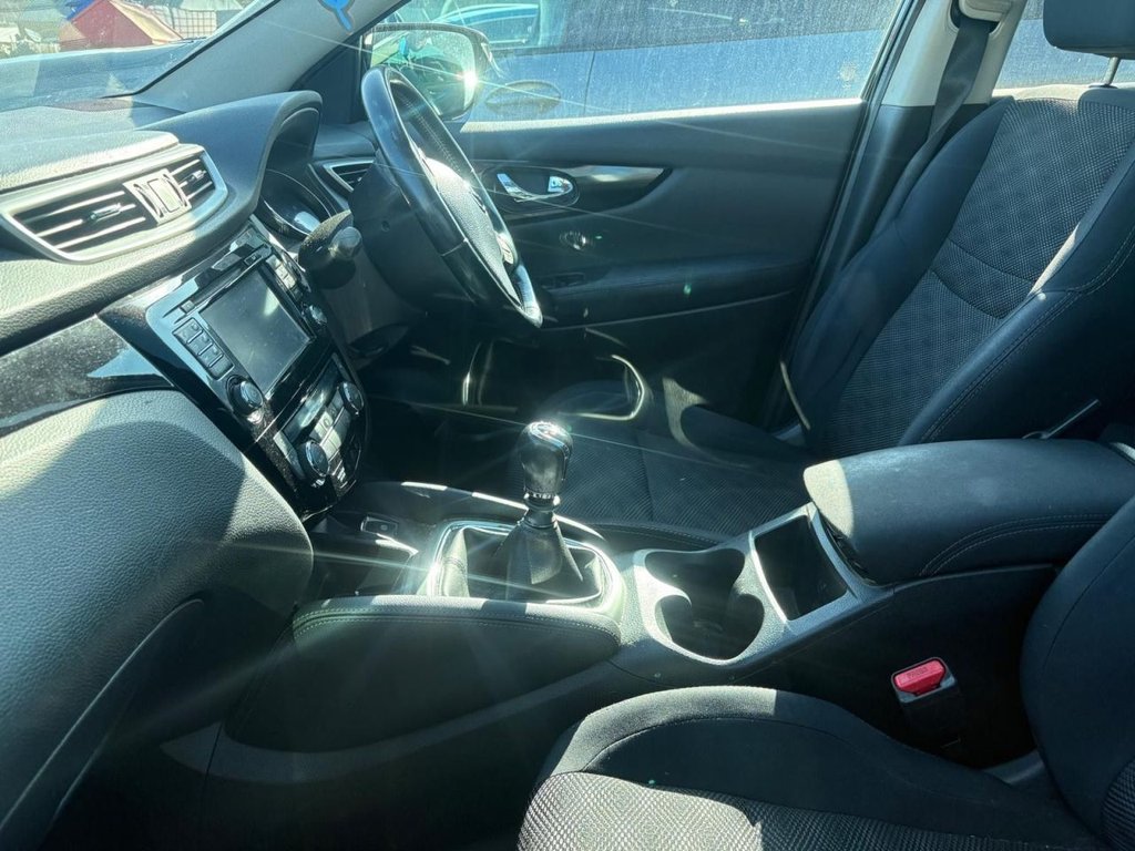 Used Nissan Qashqai 2015 for sale - 77748272: Photo 7