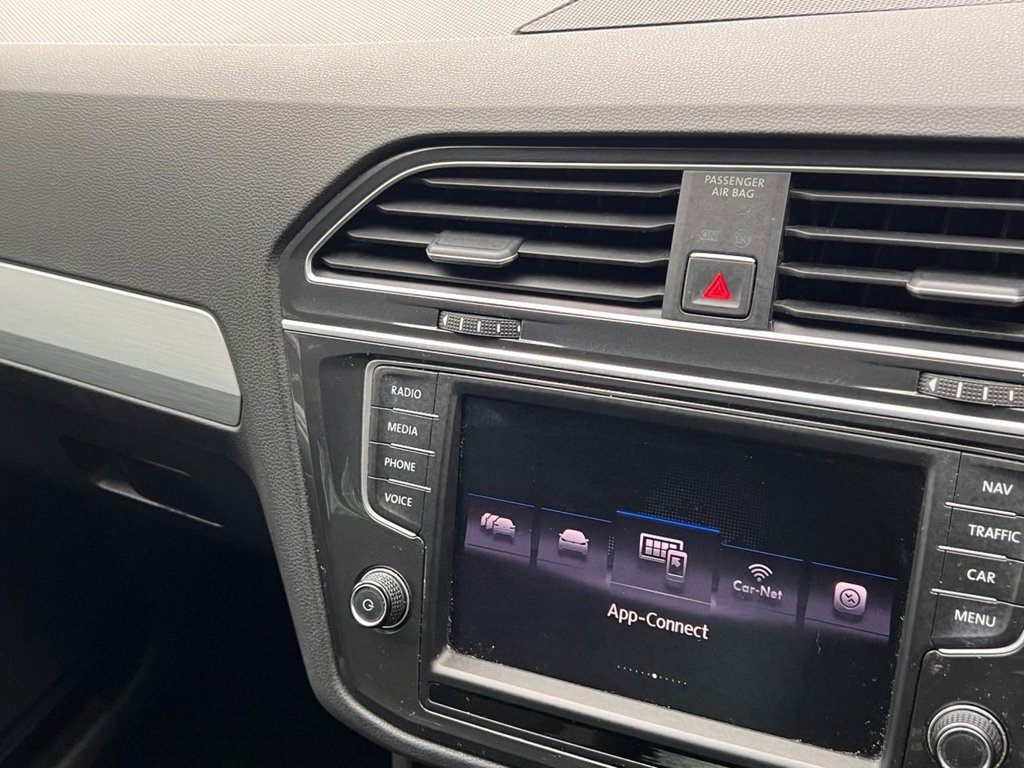 Used Volkswagen Tiguan 2017 for sale - 76900230: Photo 20