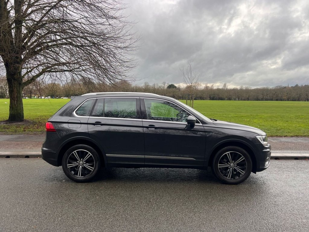 Used Volkswagen Tiguan 2017 for sale - 76900230: Photo 5