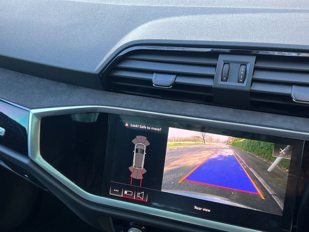 Used Audi RS Q3 2020 for sale - 77620890: Photo 24