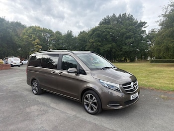 2017 (5O) - 2.2 V250d Sport MPV 5dr Diesel G-Tronic+ Euro 6 (s/s) 7 Seat LWB (190 ps)