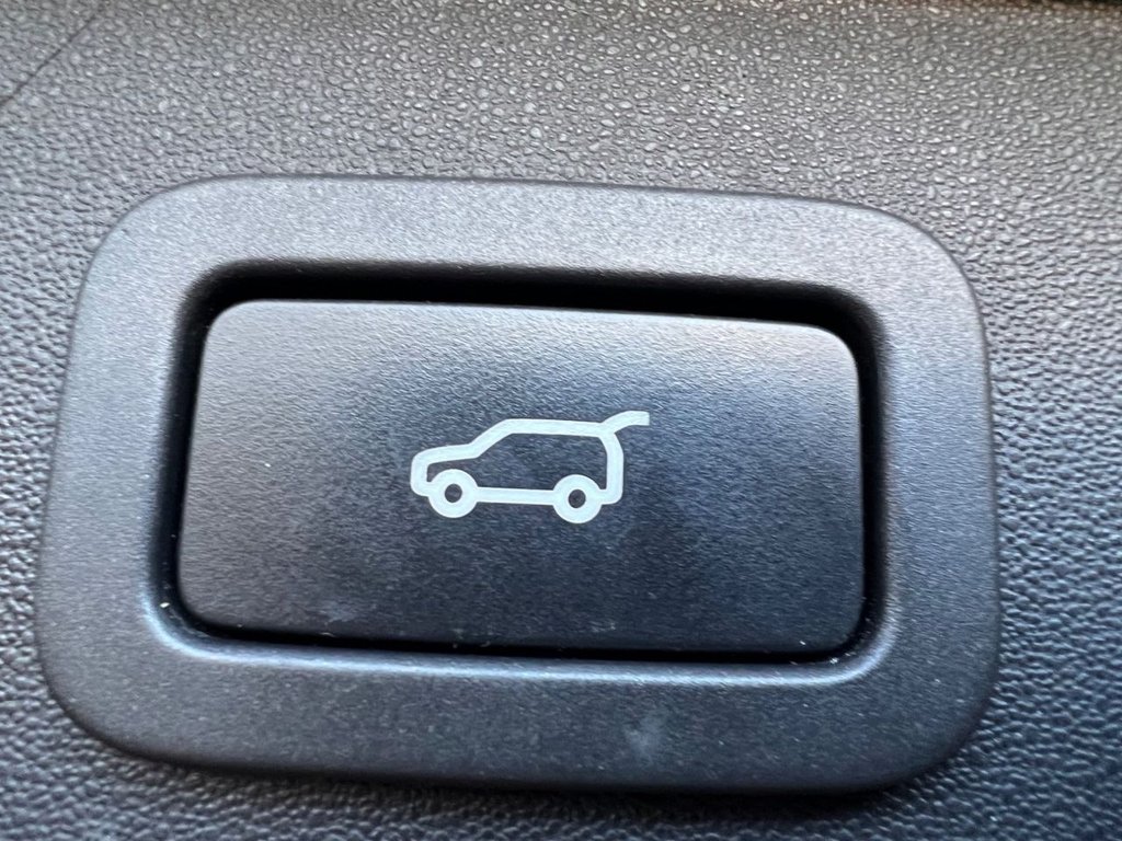 Used Land Rover Discovery Sport 2018 for sale - 76686472: Photo 23