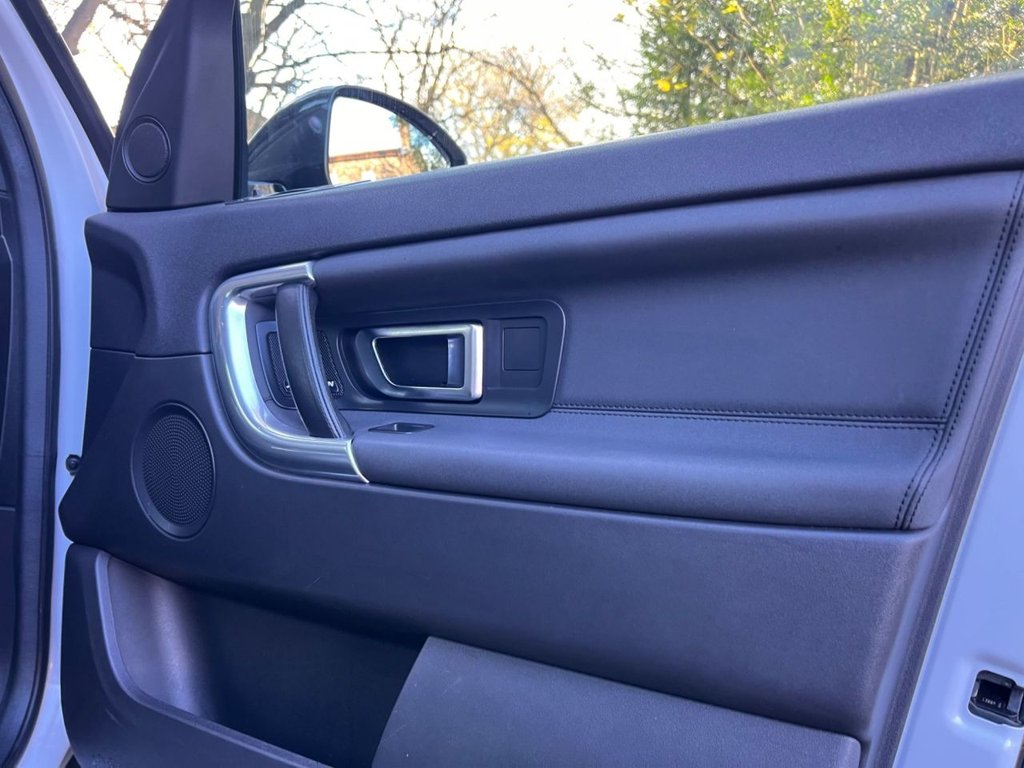 Used Land Rover Discovery Sport 2018 for sale - 76686472: Photo 24