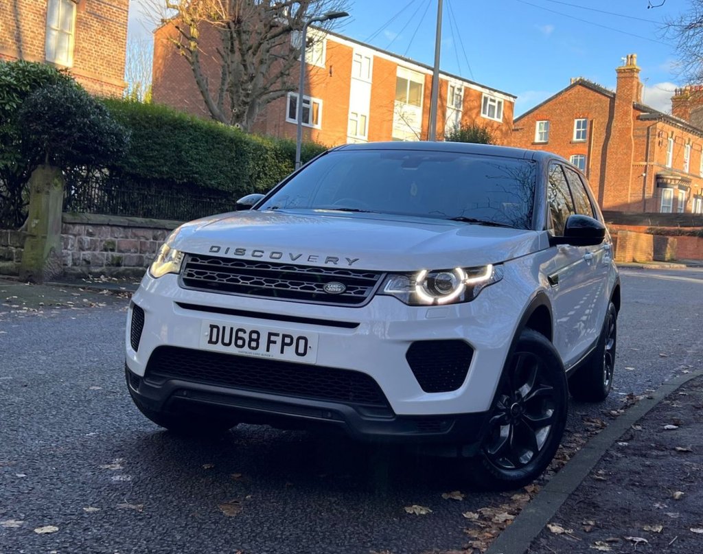 Used Land Rover Discovery Sport 2018 for sale - 76686472: Photo 3