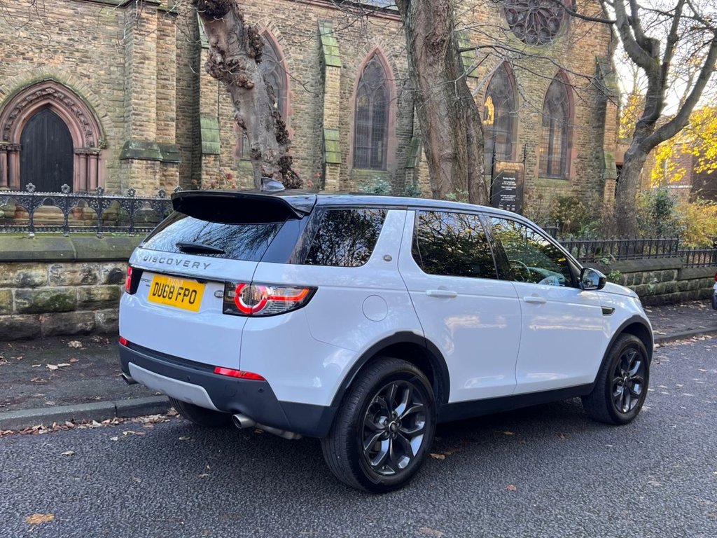 Used Land Rover Discovery Sport 2018 for sale - 76686472: Photo 5