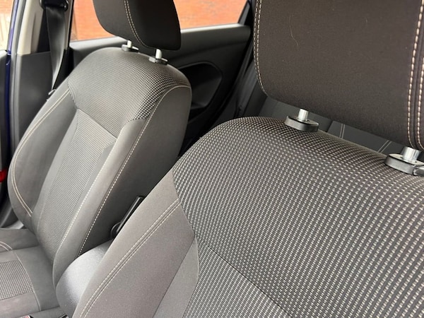 Used Ford Fiesta 2015 for sale - 76309395: Photo 12
