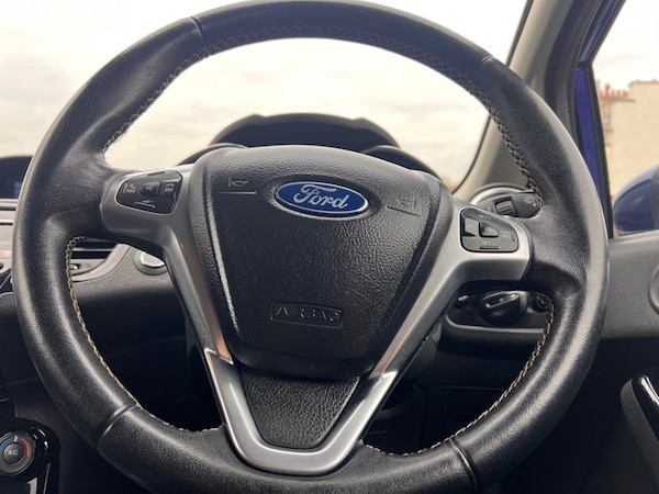 Used Ford Fiesta 2015 for sale - 76309395: Photo 20