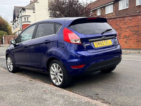 Used Ford Fiesta 2015 for sale - 76309395: Photo 9