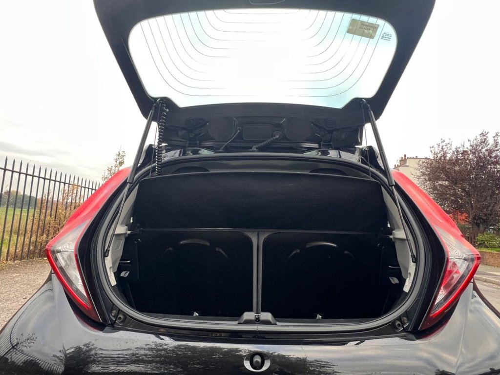 Used Toyota AYGO 2020 for sale - 76303523: Photo 14