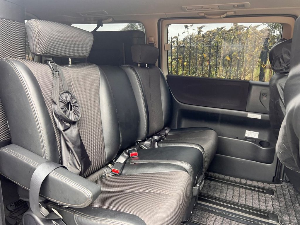 Used Nissan Elgrand 2005 for sale - 76023670: Photo 13