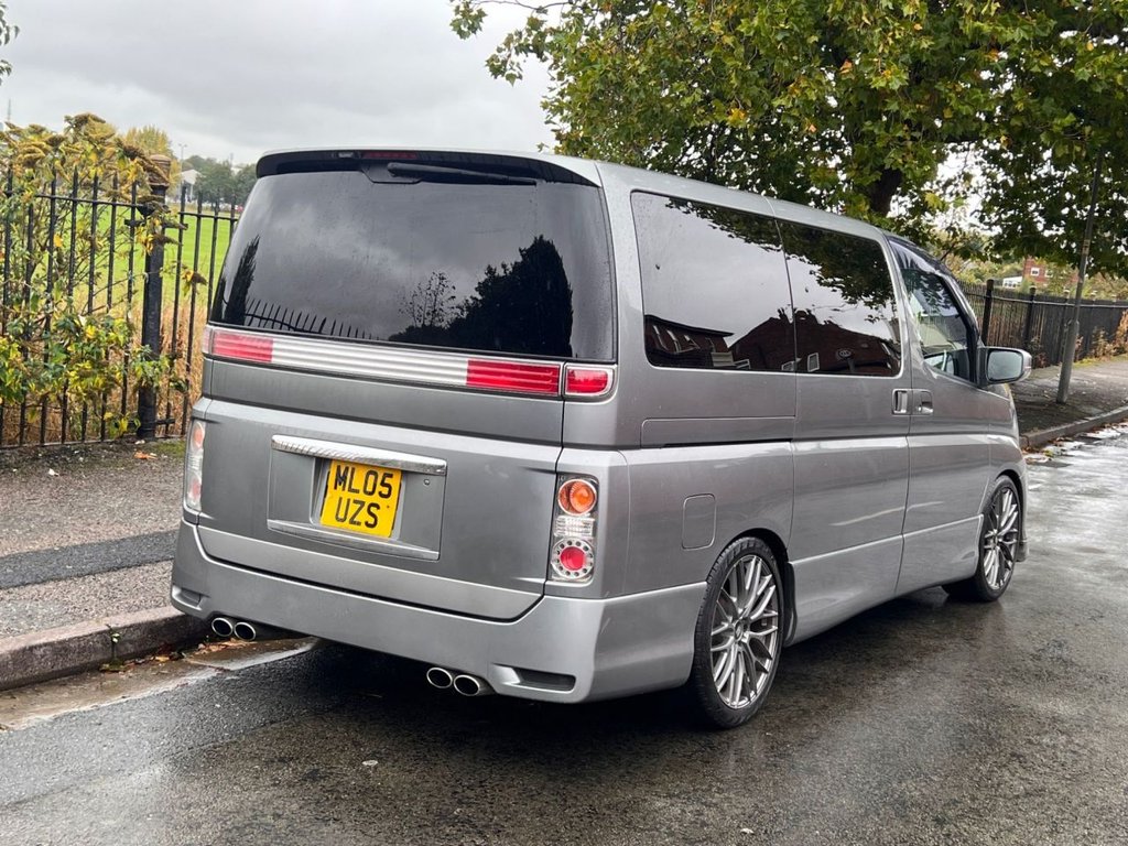 Used Nissan Elgrand 2005 for sale - 76023670: Photo 6