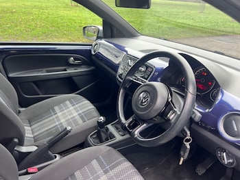 Used Volkswagen up! 2015 for sale - 78682794: Photo