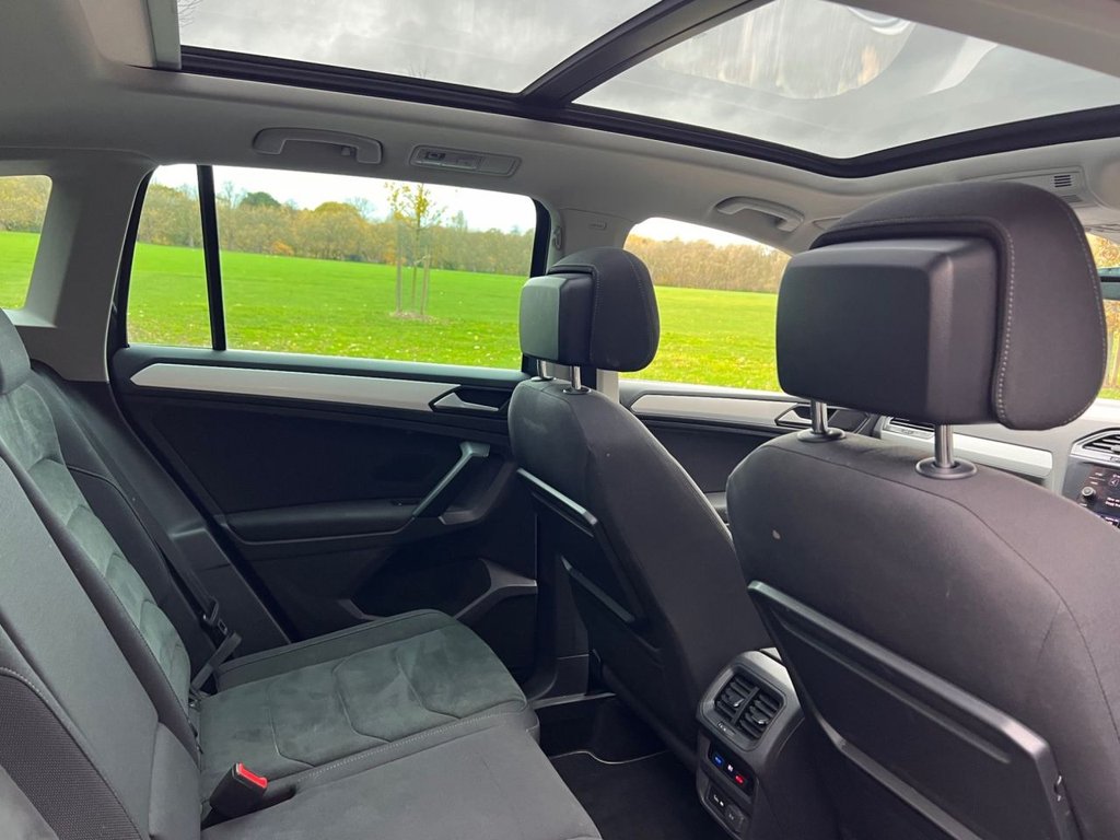 Used Volkswagen Tiguan 2019 for sale - 76470242: Photo 15