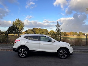 Used Nissan Qashqai 2015 for sale - 75831696: Photo
