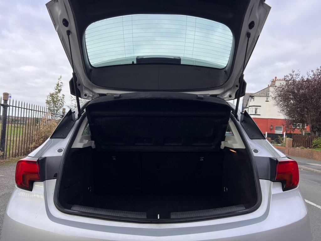 Used Vauxhall Astra 2016 for sale - 77341516: Photo 12