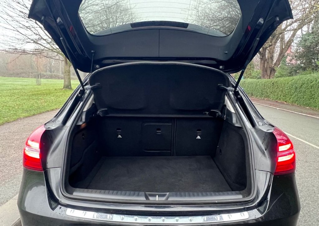 Used Mercedes-Benz GLA 2019 for sale - 77394410: Photo 14