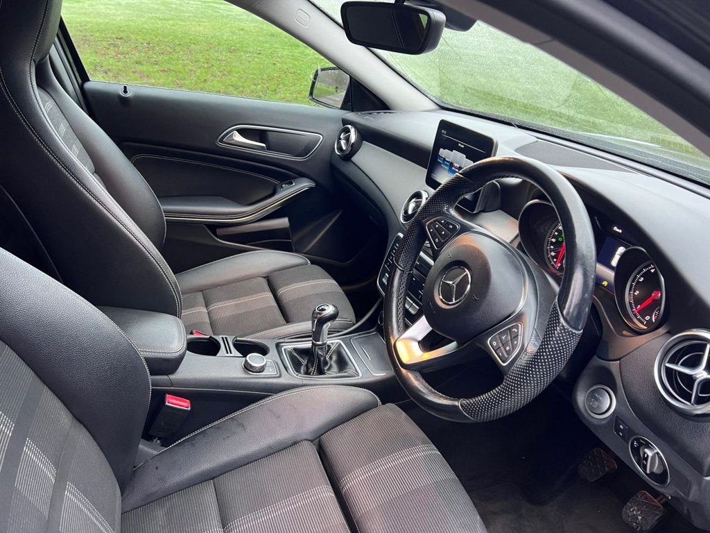 Used Mercedes-Benz GLA 2019 for sale - 77394410: Photo 2