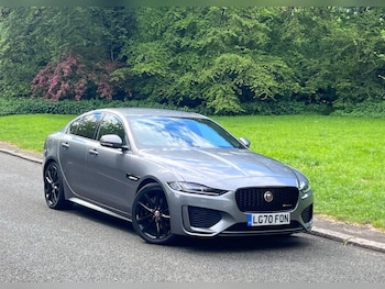 Used Jaguar XE 2020 for sale - 78543575: Photo